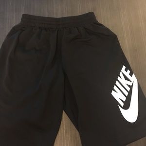 Nike Basket Ball Shorts- Boys